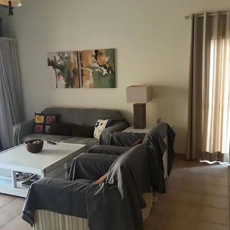 Mit Ueberdachter Terrasse Und Pool * Corralejo